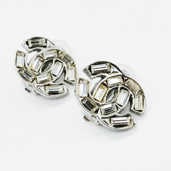 Chanel Earring Silver 1 00 00 PM 500-061225